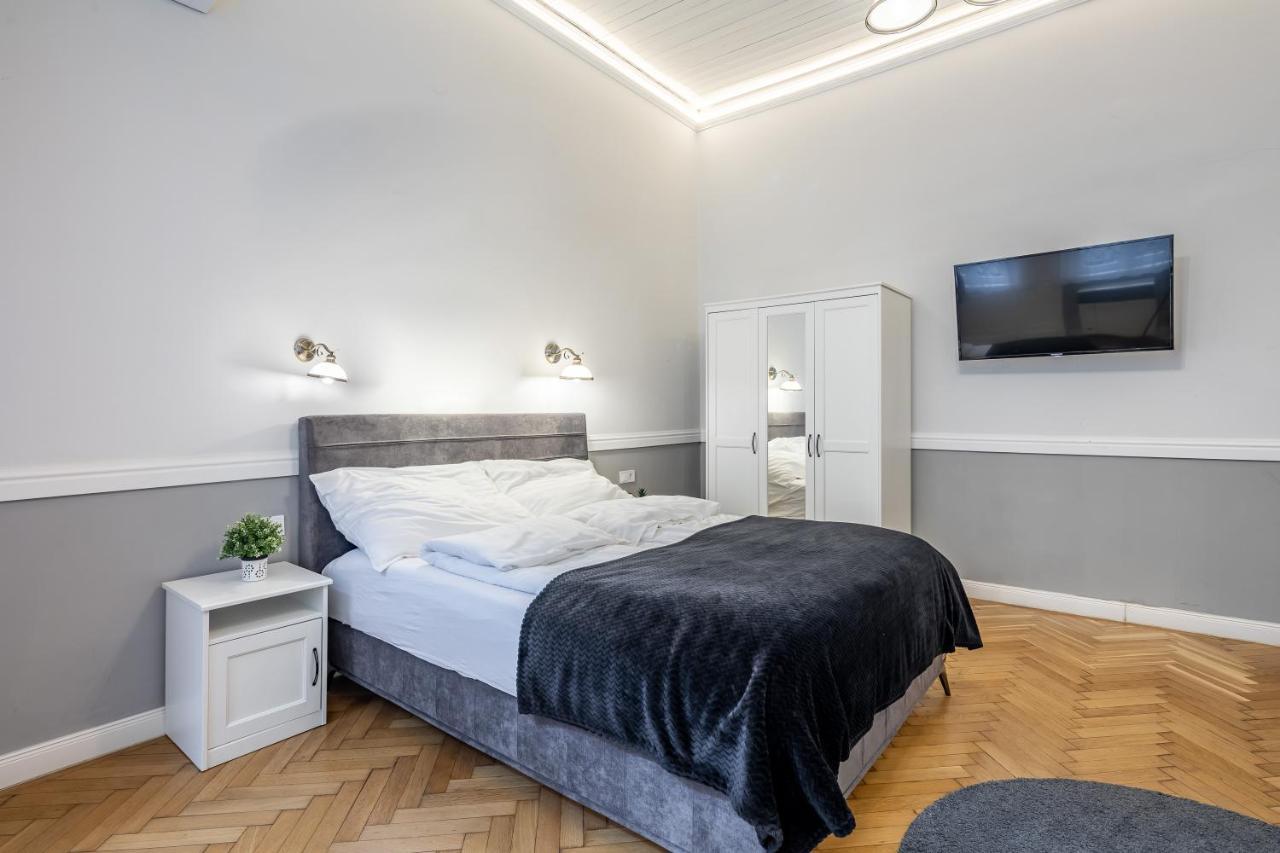 Luxurious Apartments At City Center 부다페스트 외부 사진