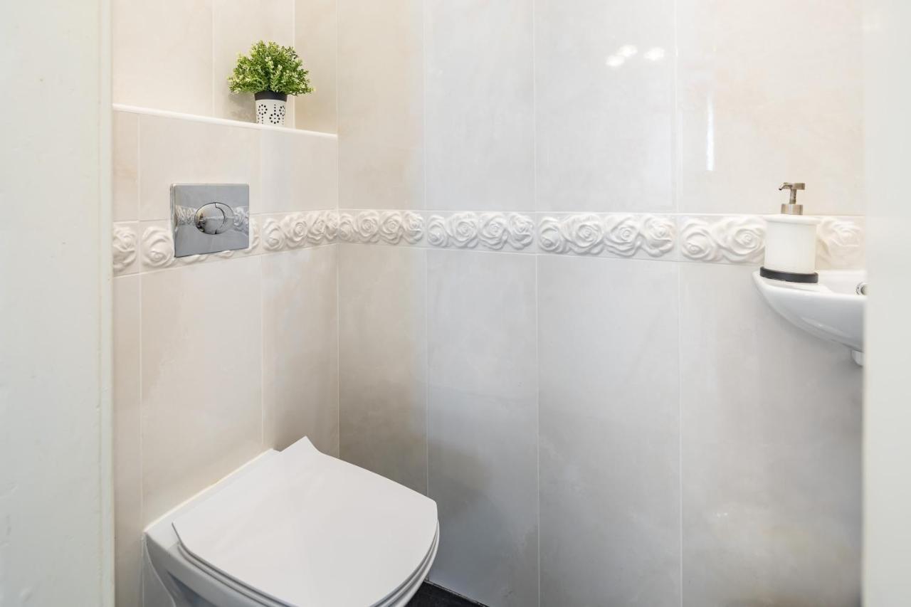 Luxurious Apartments At City Center 부다페스트 외부 사진